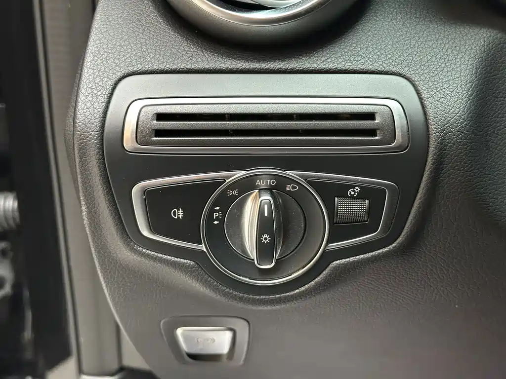 Mercedes-Benz GLC — миниатюра 19