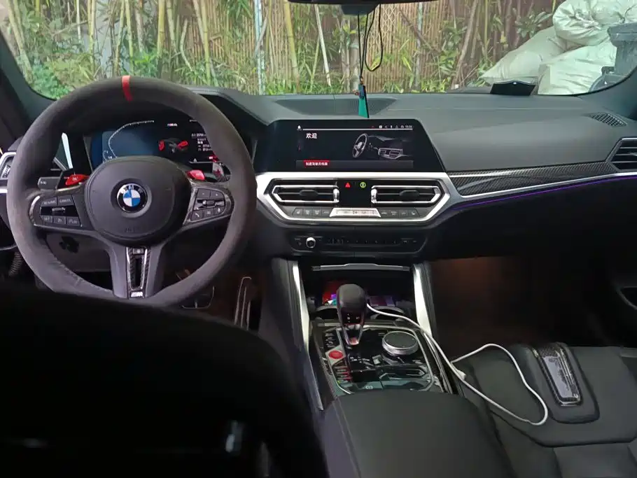 BMW M4 — миниатюра 12