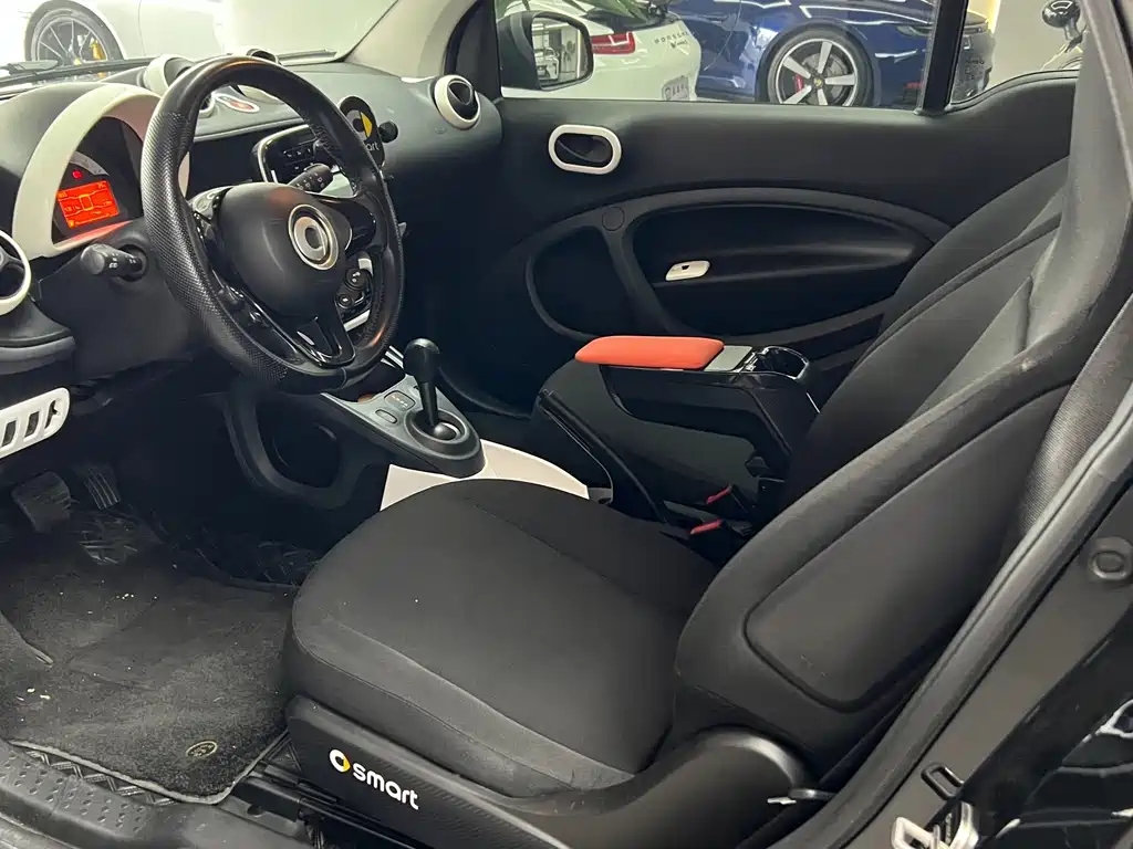smart Smart Fortwo — миниатюра 5