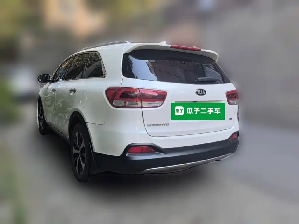Kia Sorento — миниатюра 4