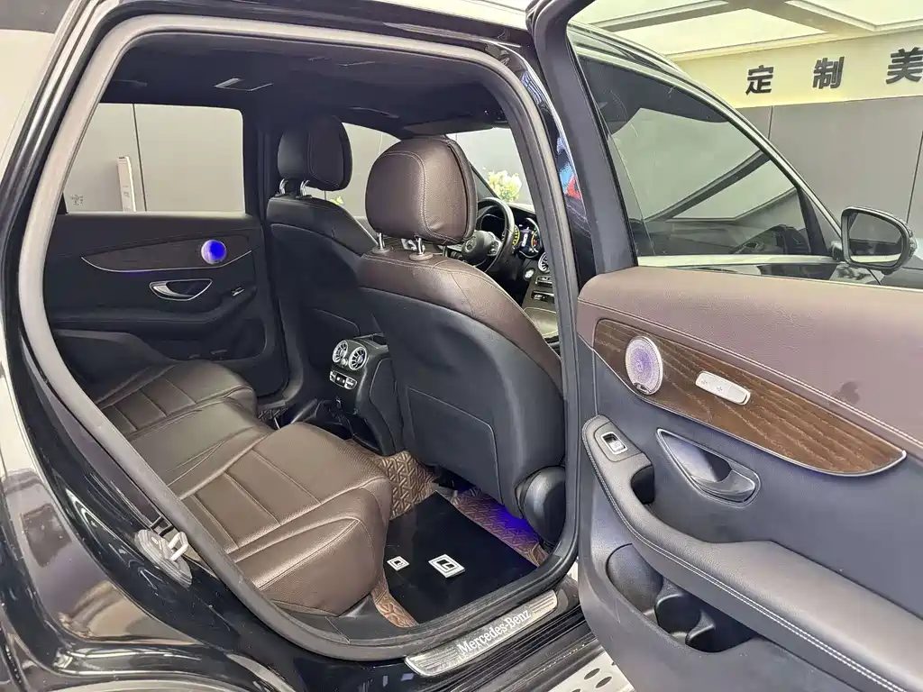 Mercedes-Benz GLC — миниатюра 9