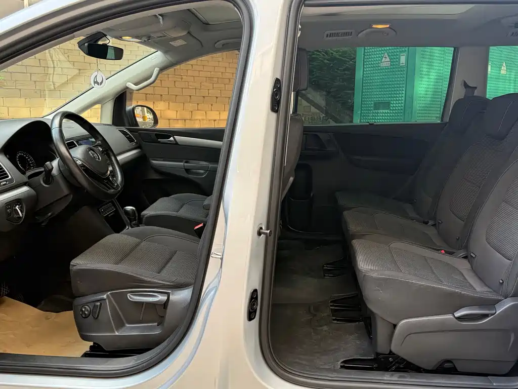 Volkswagen Sharan — миниатюра 11