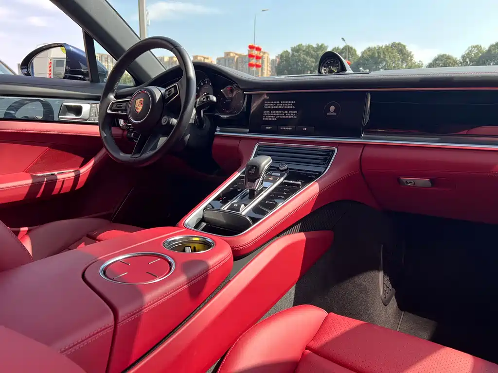 PORSCHE PANAMERA NEW ENERGY