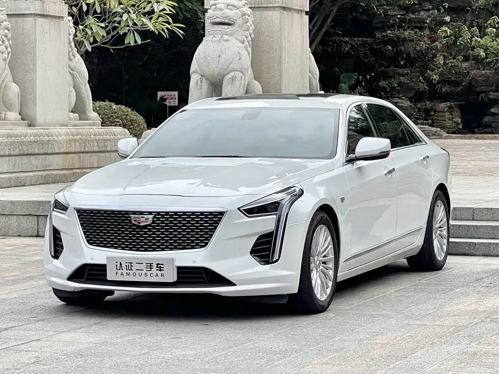 CADILLAC CT6