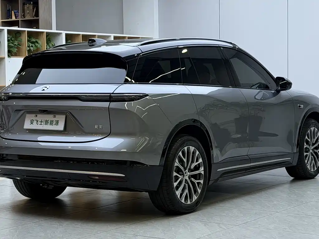 NIO ES6 — миниатюра 18