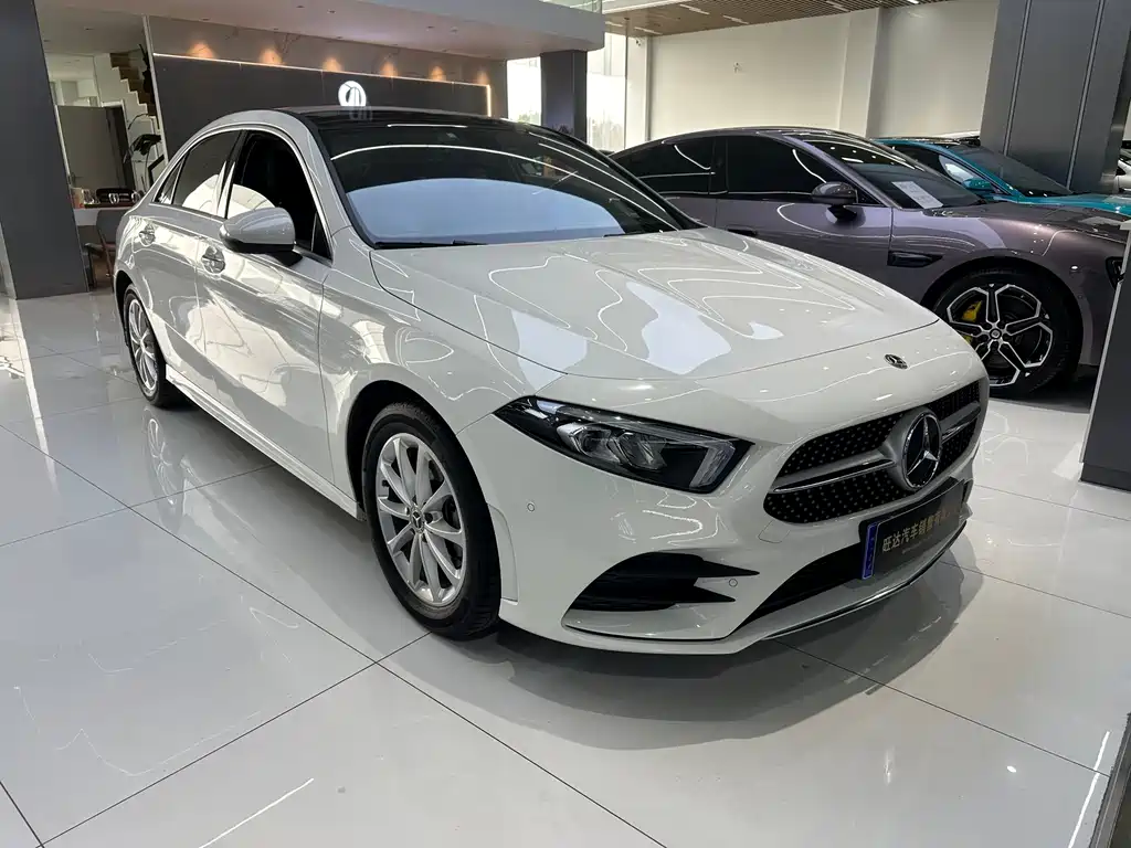 MERCEDES-BENZ A CLASS