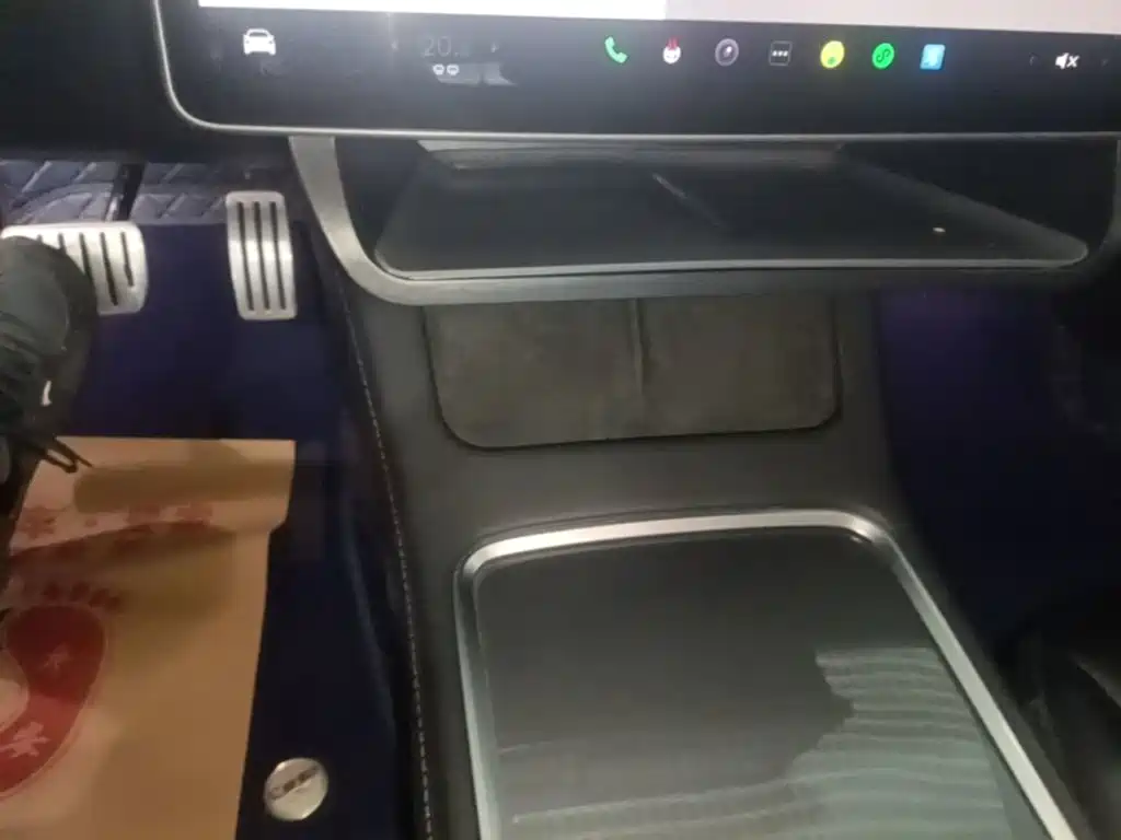 Tesla Model 3 — миниатюра 13