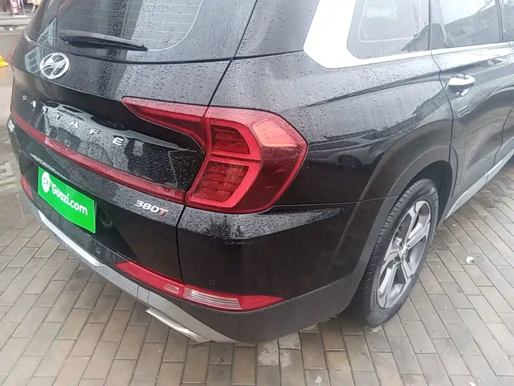 Hyundai Santa Fe — миниатюра 8