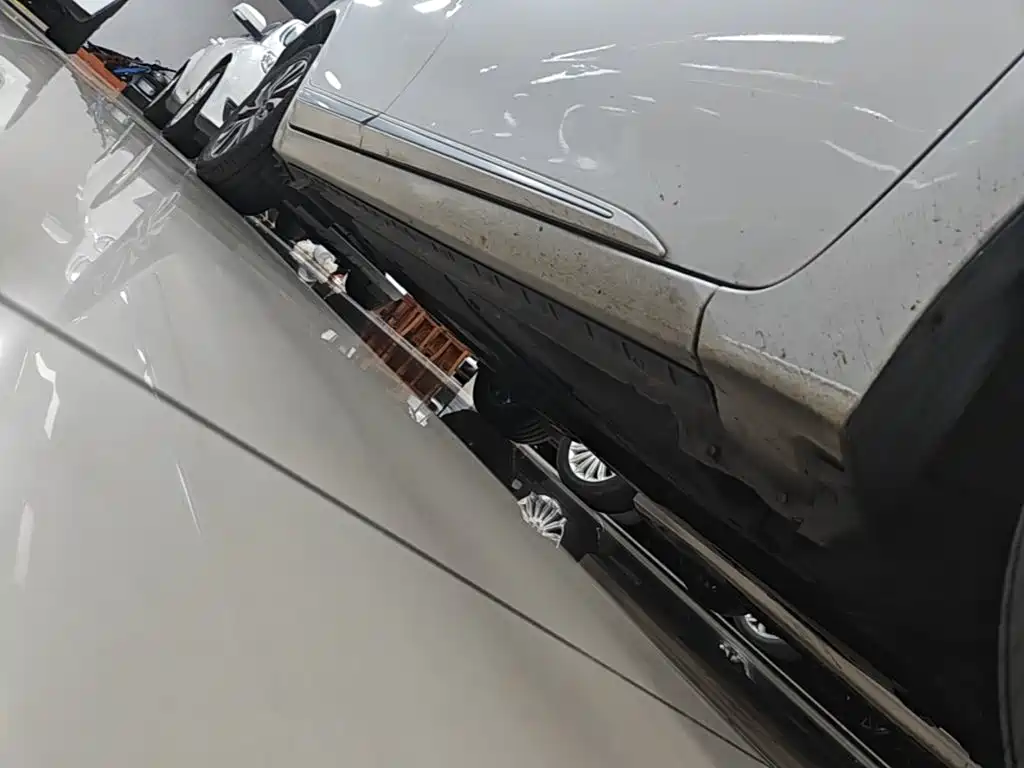 Toyota Corolla Hybrid — миниатюра 21