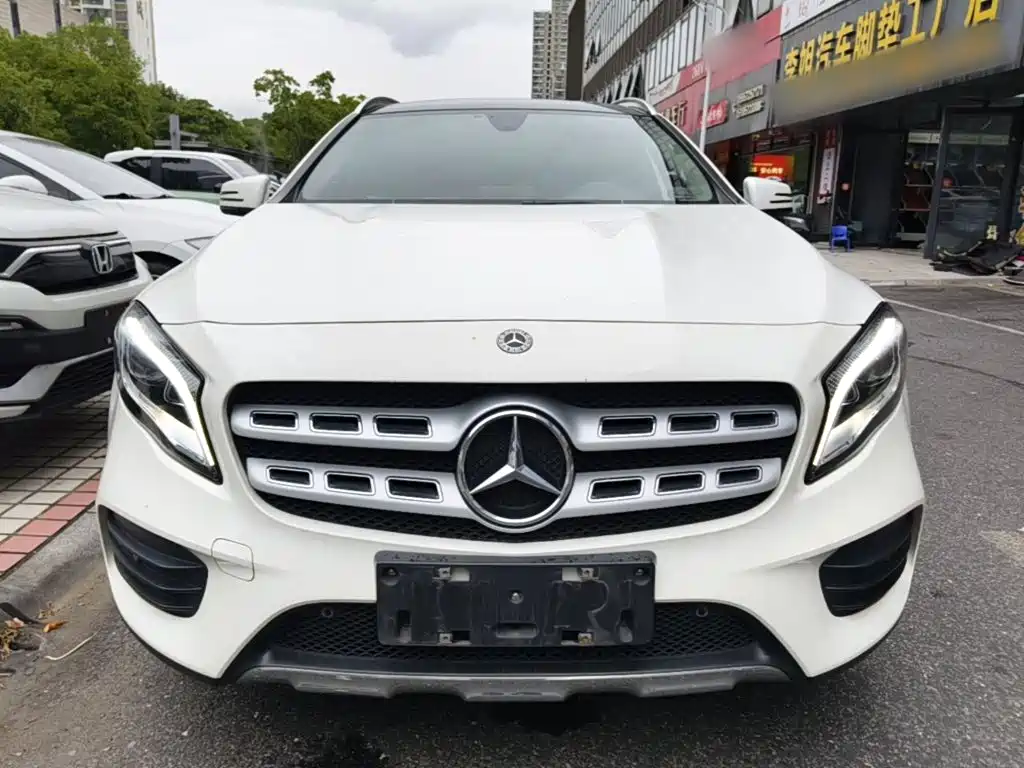 Mercedes-Benz GLA — миниатюра 3