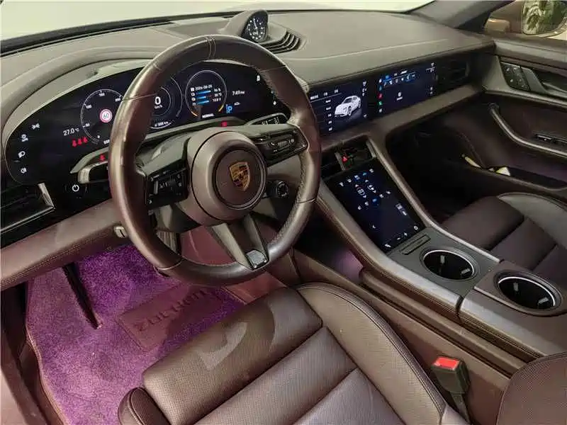 Porsche Taycan — миниатюра 8