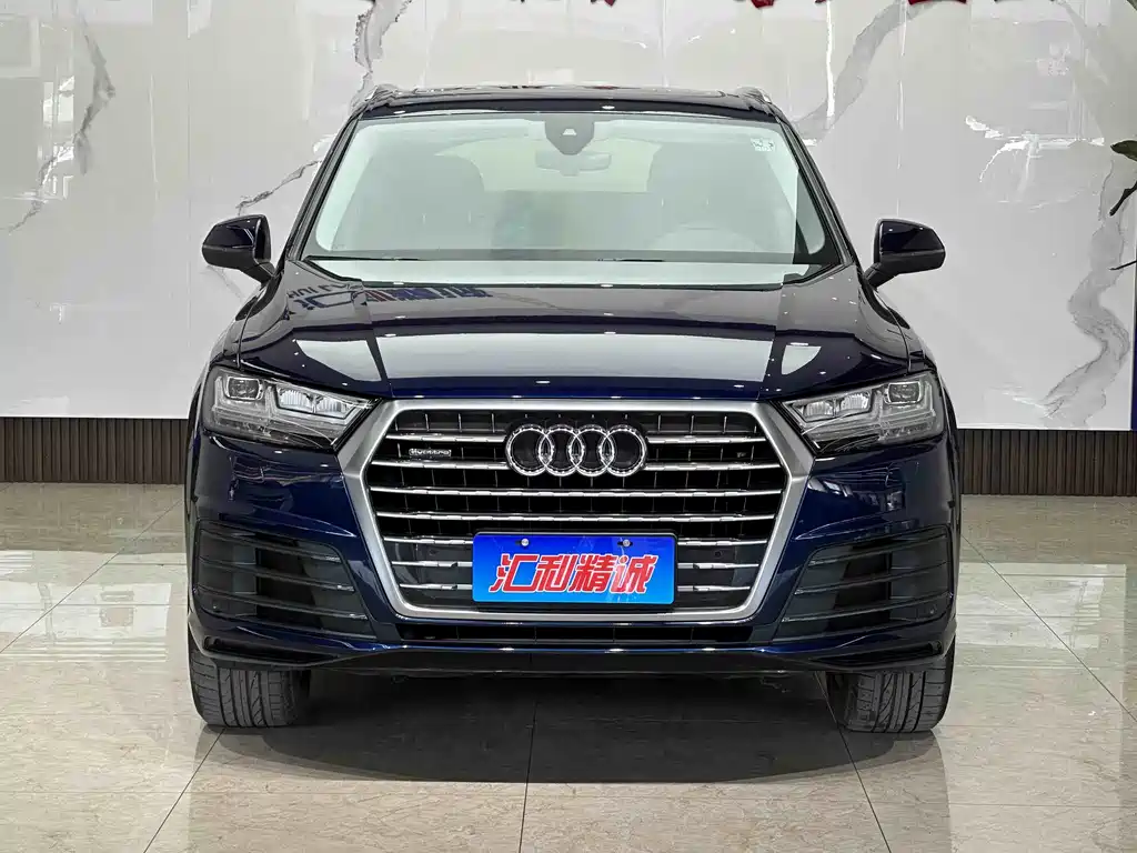 Audi Q7 2019 45 TFSI Comfort