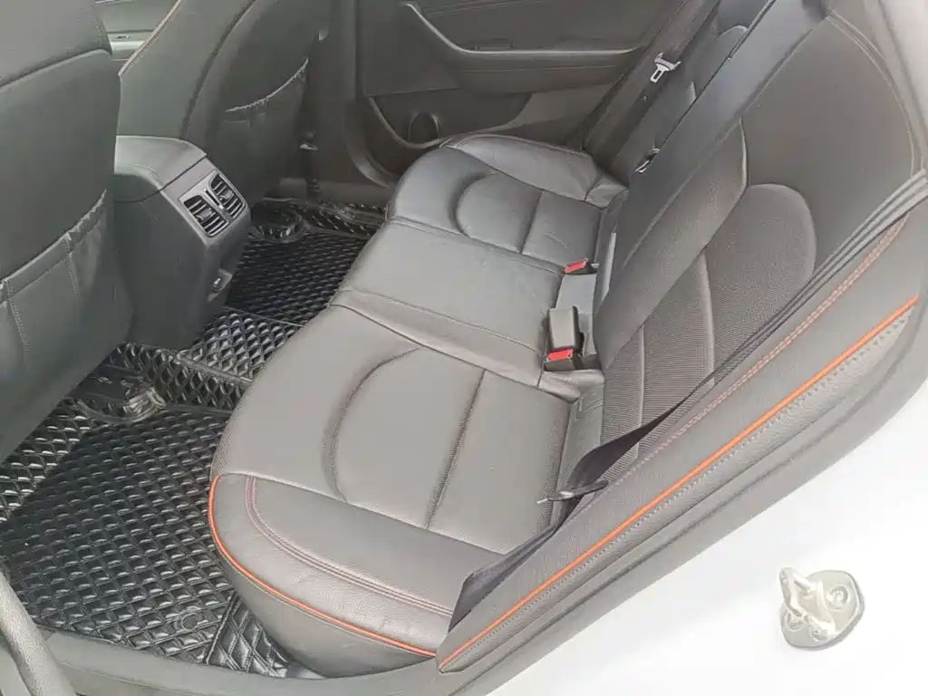 Hyundai Sonata — миниатюра 17