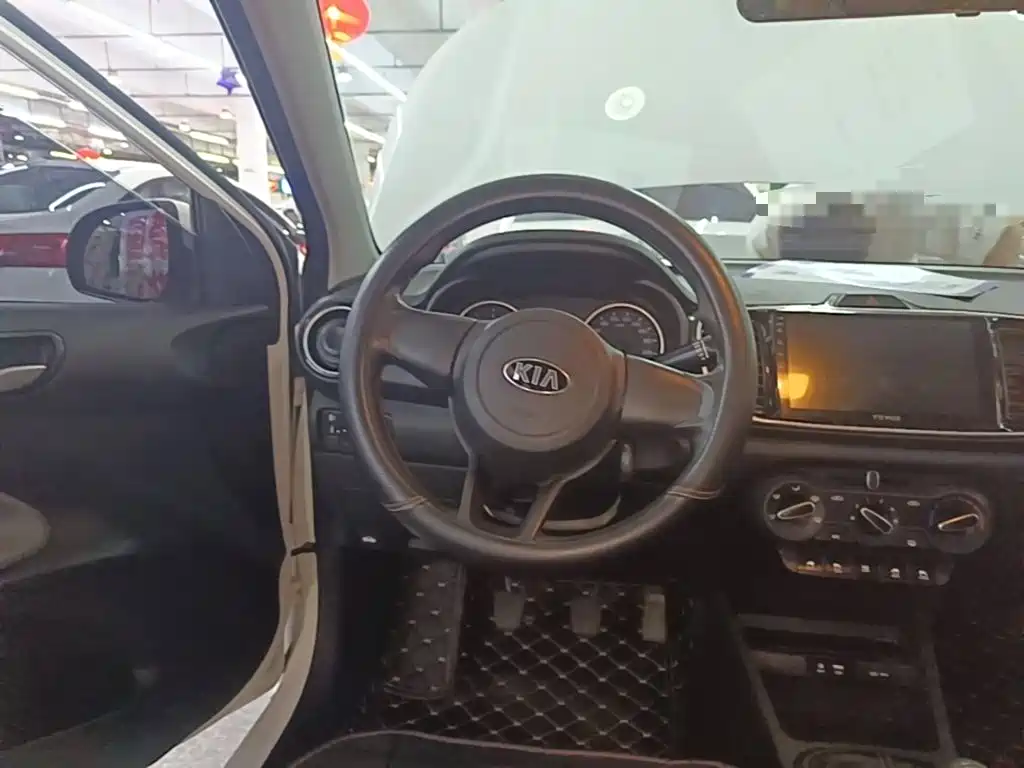Kia Huanchi — миниатюра 11