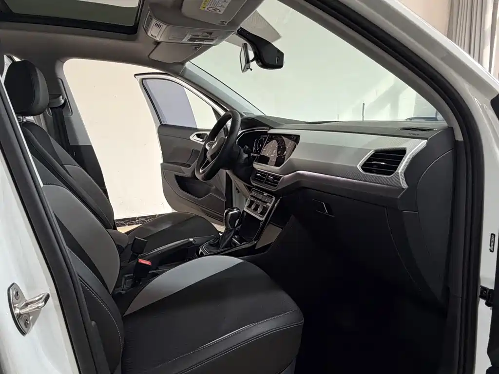 VOLKSWAGEN EXPLORING THE SHADOW