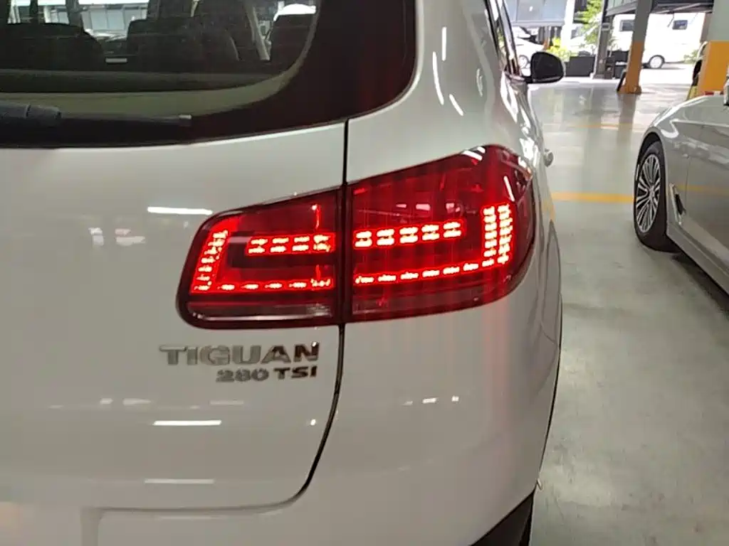 Volkswagen Tiguan — миниатюра 8