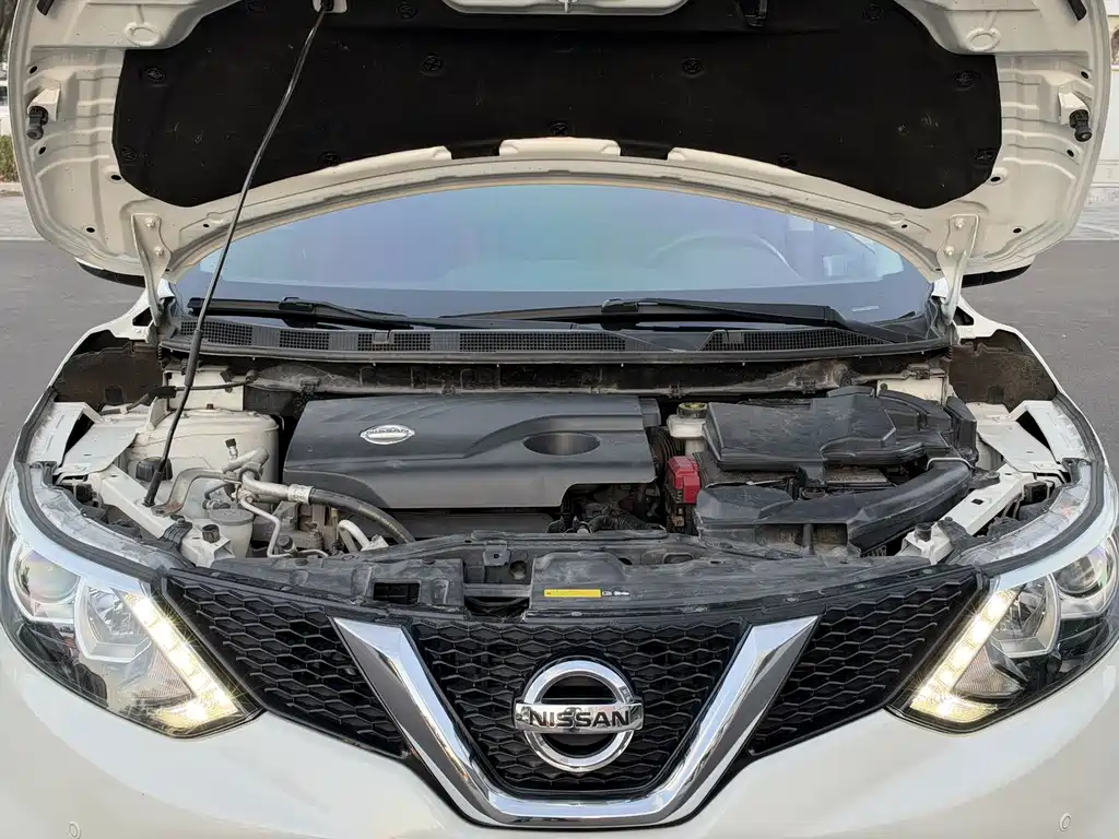 Nissan Qashqai — миниатюра 13