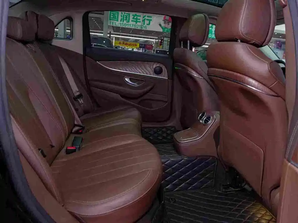 MERCEDES-BENZ E CLASS