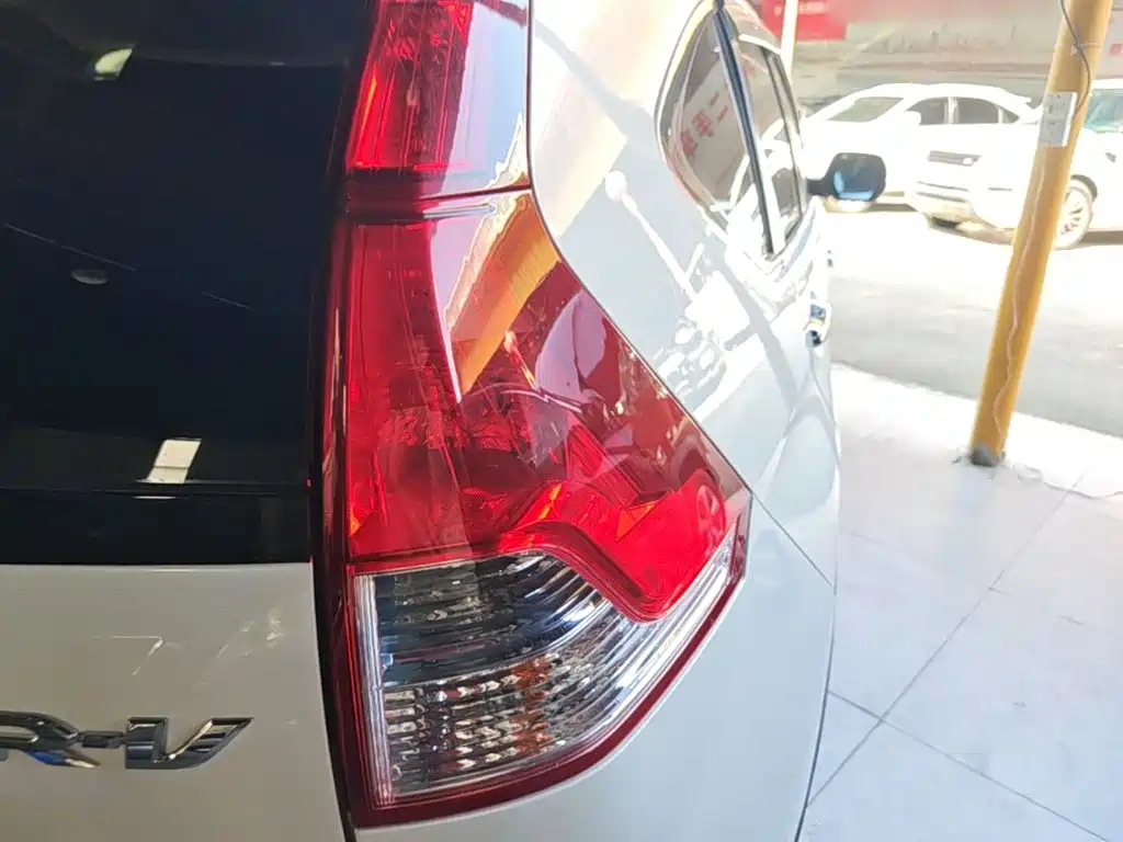 Honda CR-V — миниатюра 8