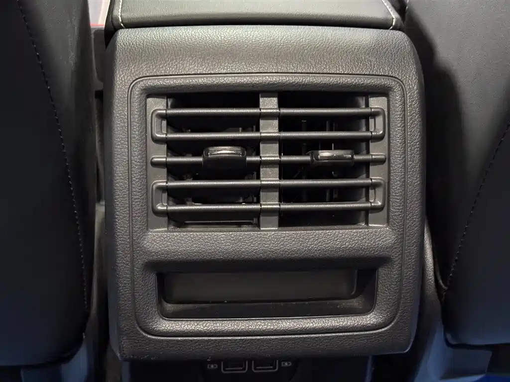 Volkswagen Golf — миниатюра 12