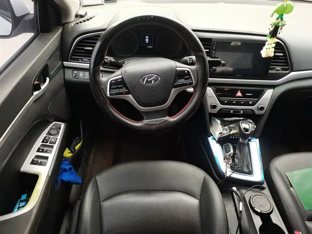 Hyundai Elantra 2018 1.6L AT 15