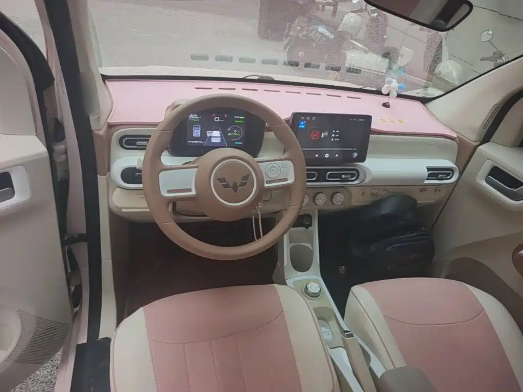 Wuling MINIEV — миниатюра 10