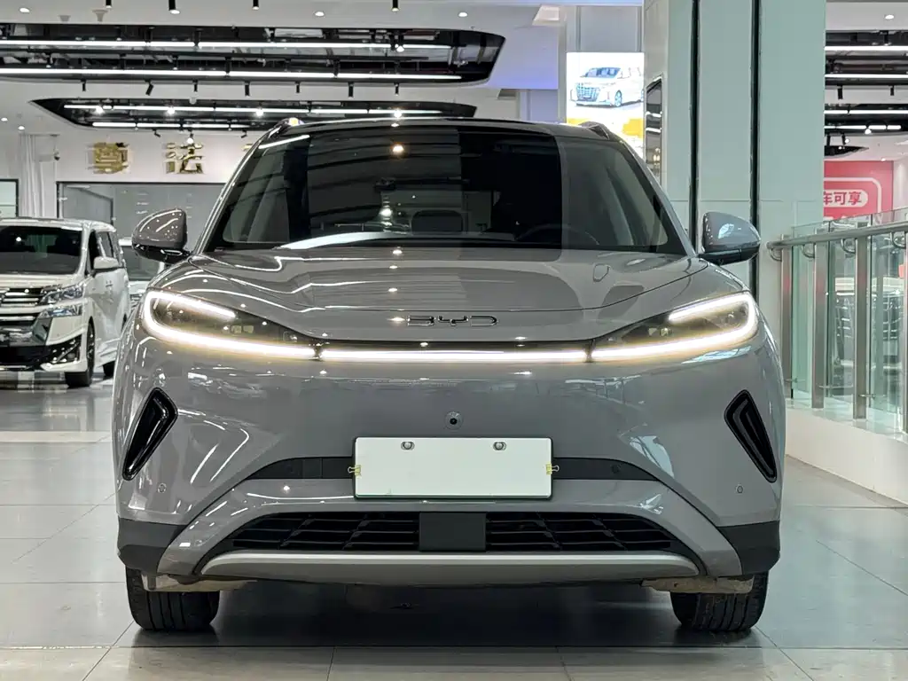 BYD Sealion 05 EV — миниатюра 2