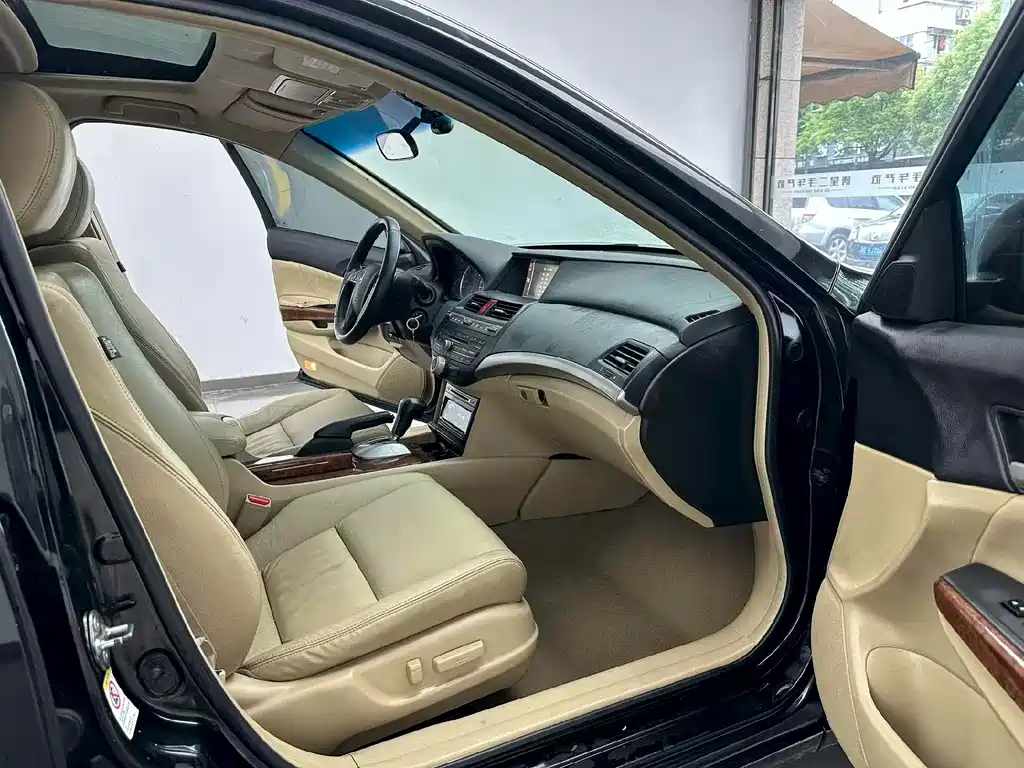 Honda Accord 2011 2.0L EX