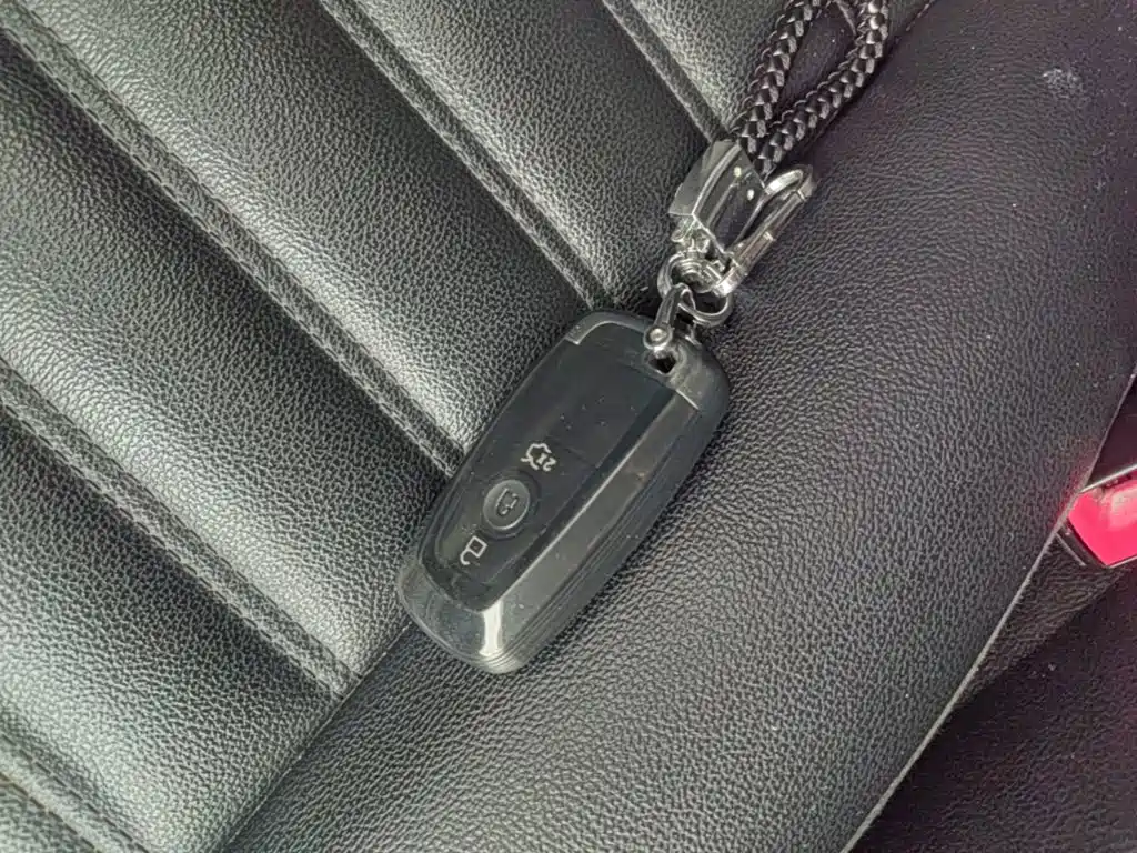 Ford Mondeo — миниатюра 9