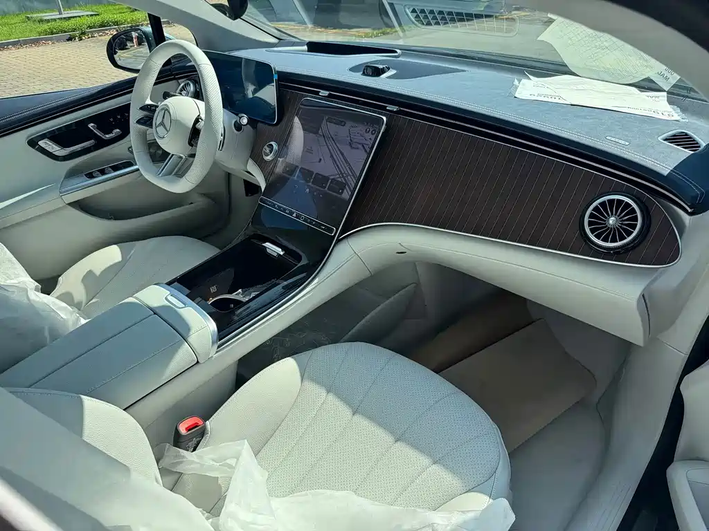 Mercedes-Benz EQE — миниатюра 14