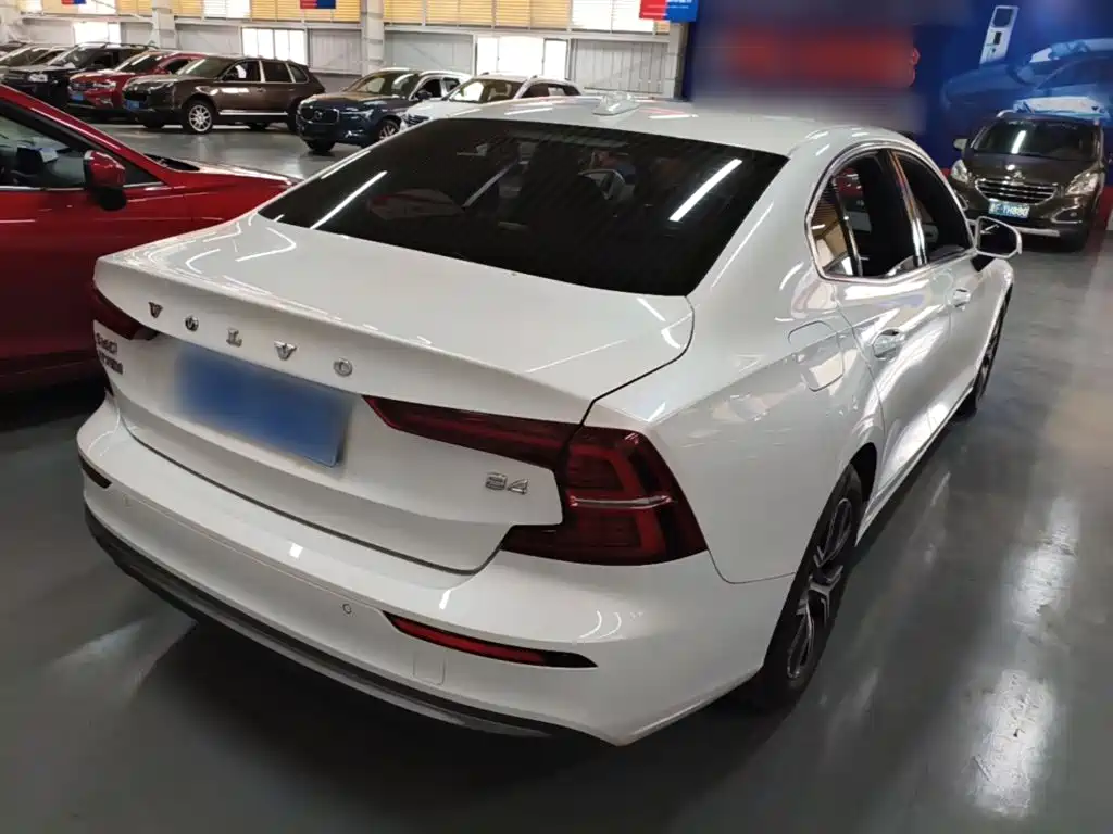 Volvo S60 — миниатюра 7