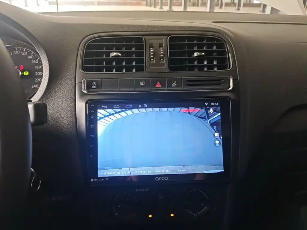Volkswagen Polo — миниатюра 13