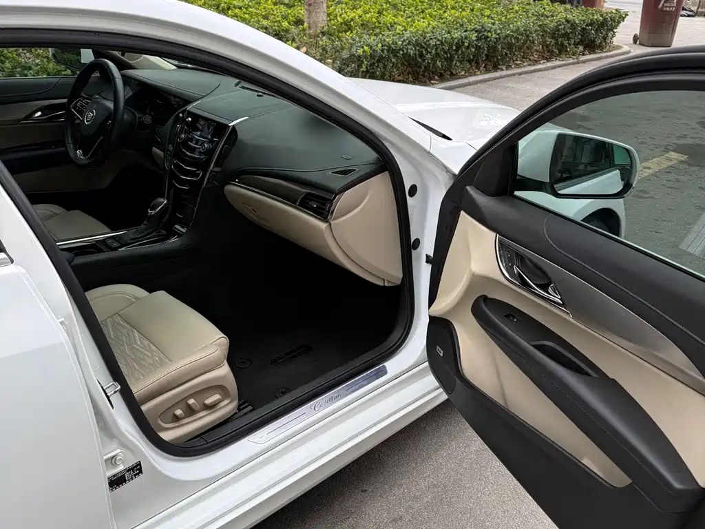 Cadillac ATS-L 2014 25T Comfort