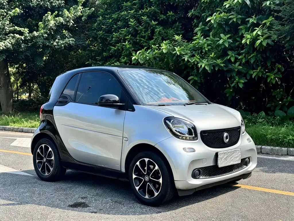 smart Smart Fortwo — миниатюра 3