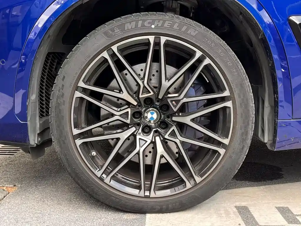 BMW X5 M — миниатюра 7
