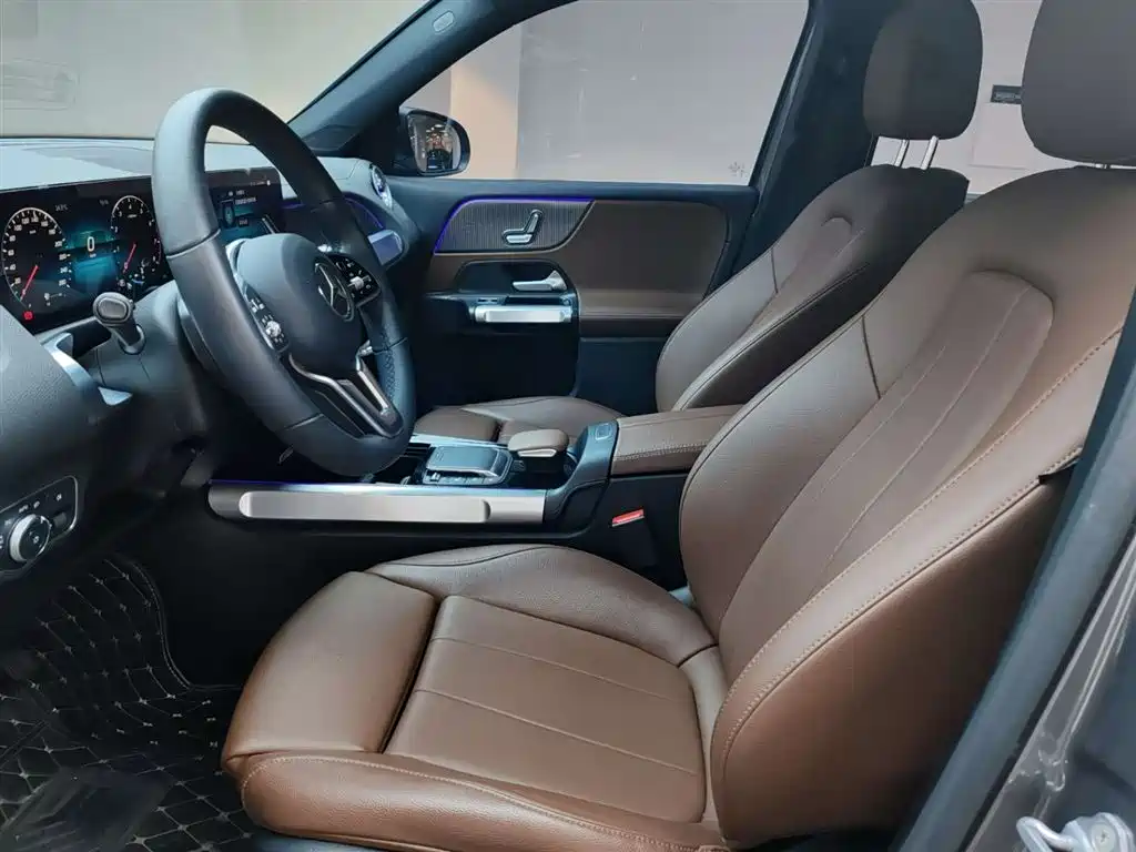 Mercedes-Benz GLB 2023 GLB 220
