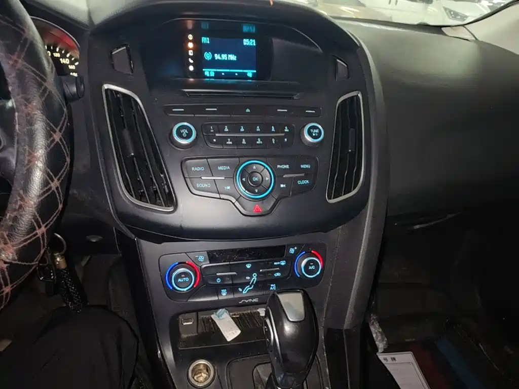 Ford Focus — миниатюра 18