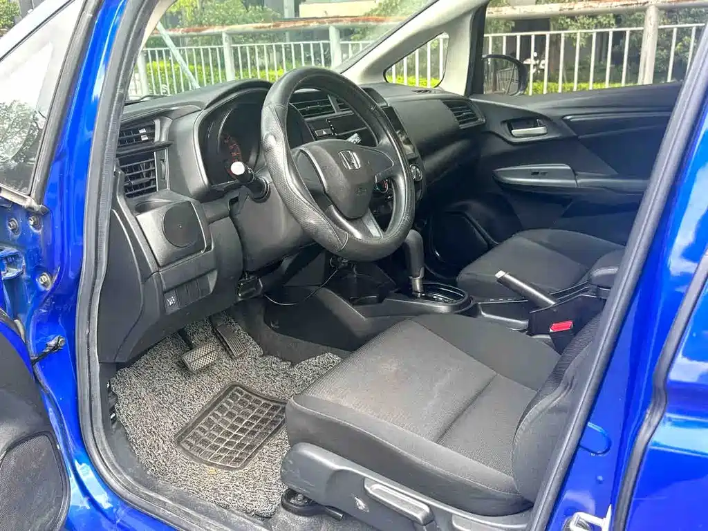 Honda Fit — миниатюра 3