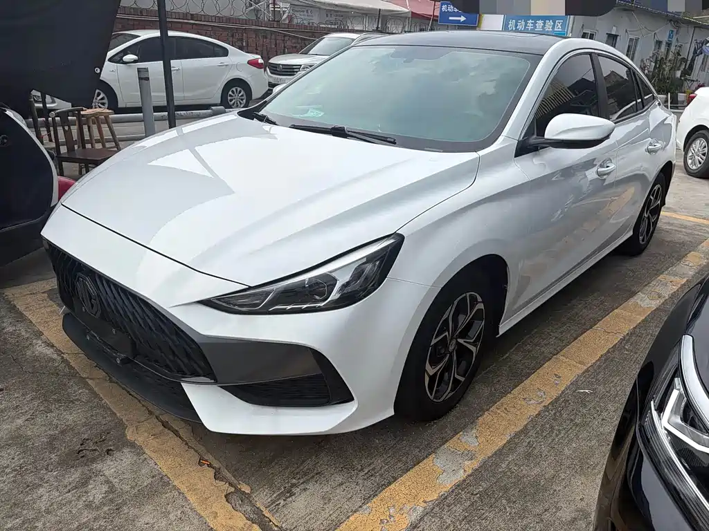 MG MG5 — миниатюра 2