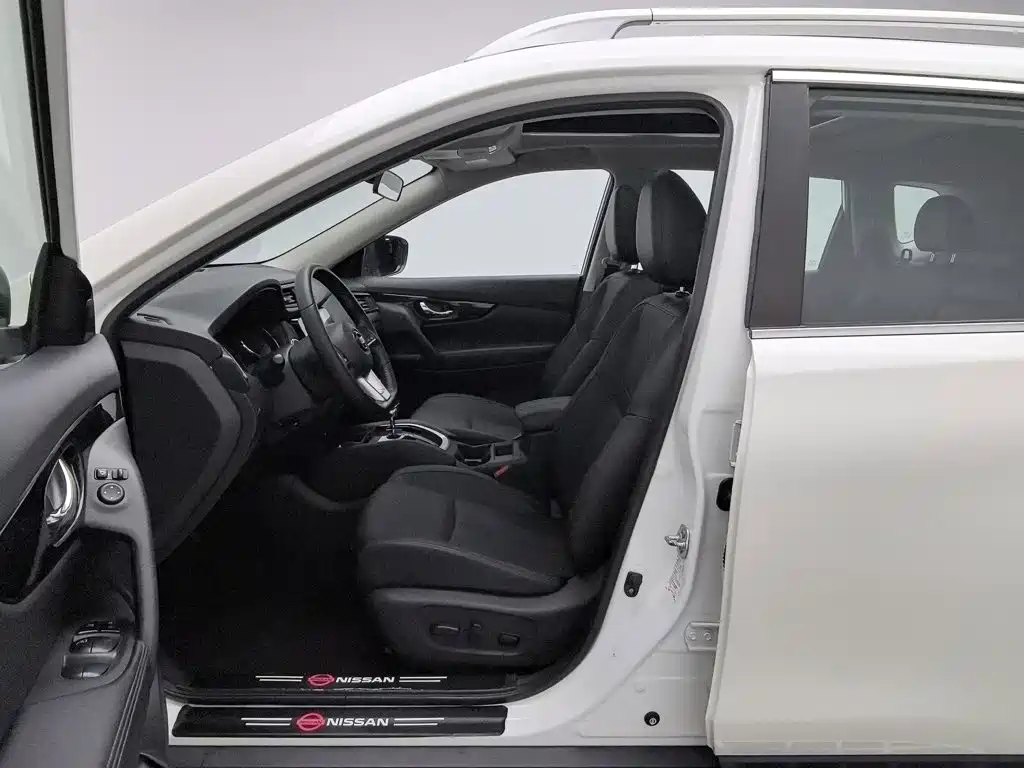 Nissan X-Trail — миниатюра 10