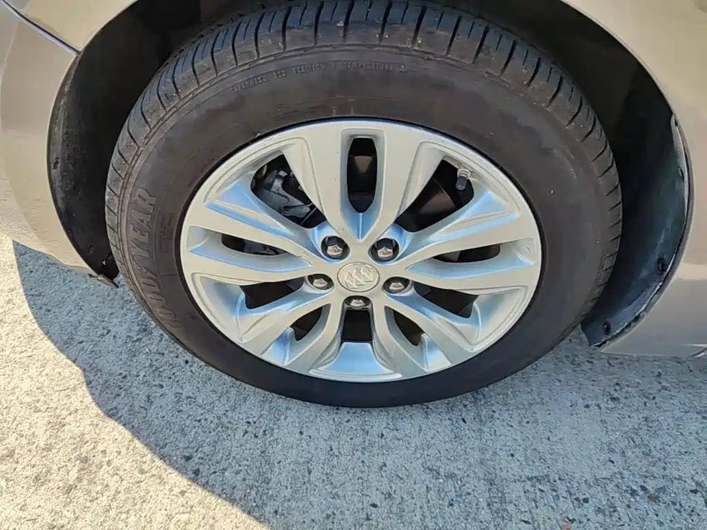 Buick Excelle — миниатюра 23