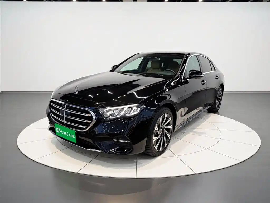 Mercedes-Benz E-Class 2024