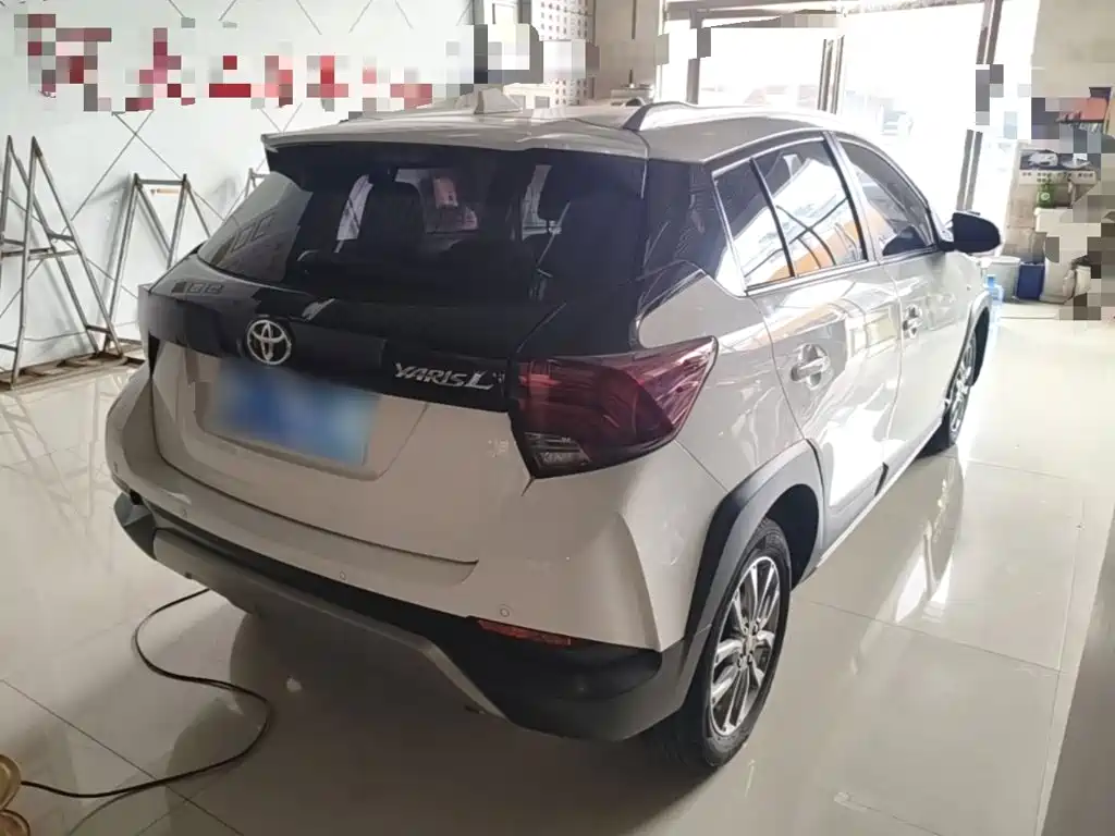 Toyota Yaris L — миниатюра 7