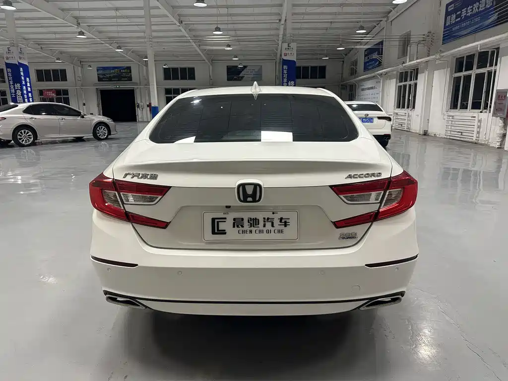 Honda Accord — миниатюра 5
