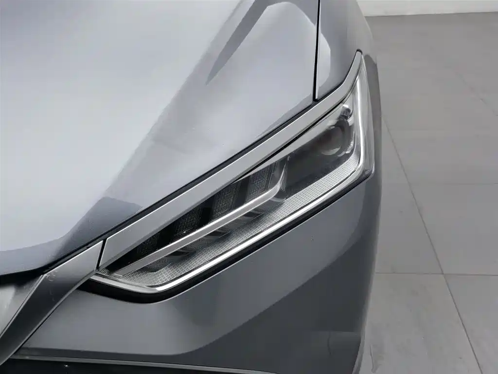 BYD Qin Plus PLUS 2023 Champion DM-i 55KM