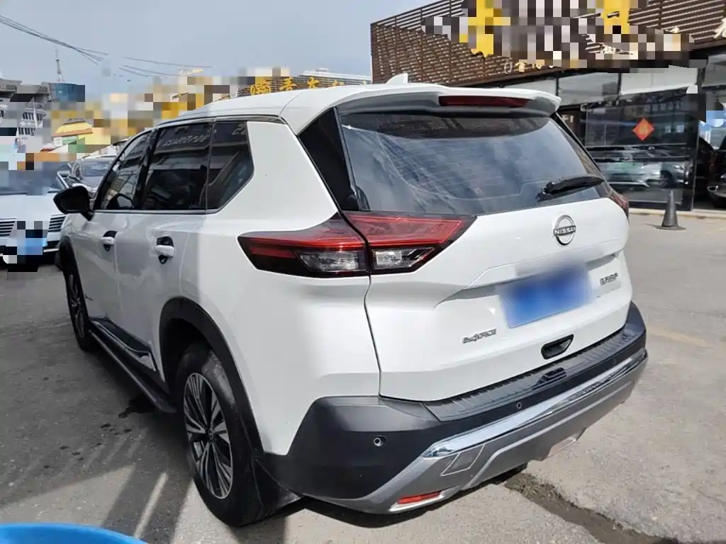 Nissan X-Trail — миниатюра 5