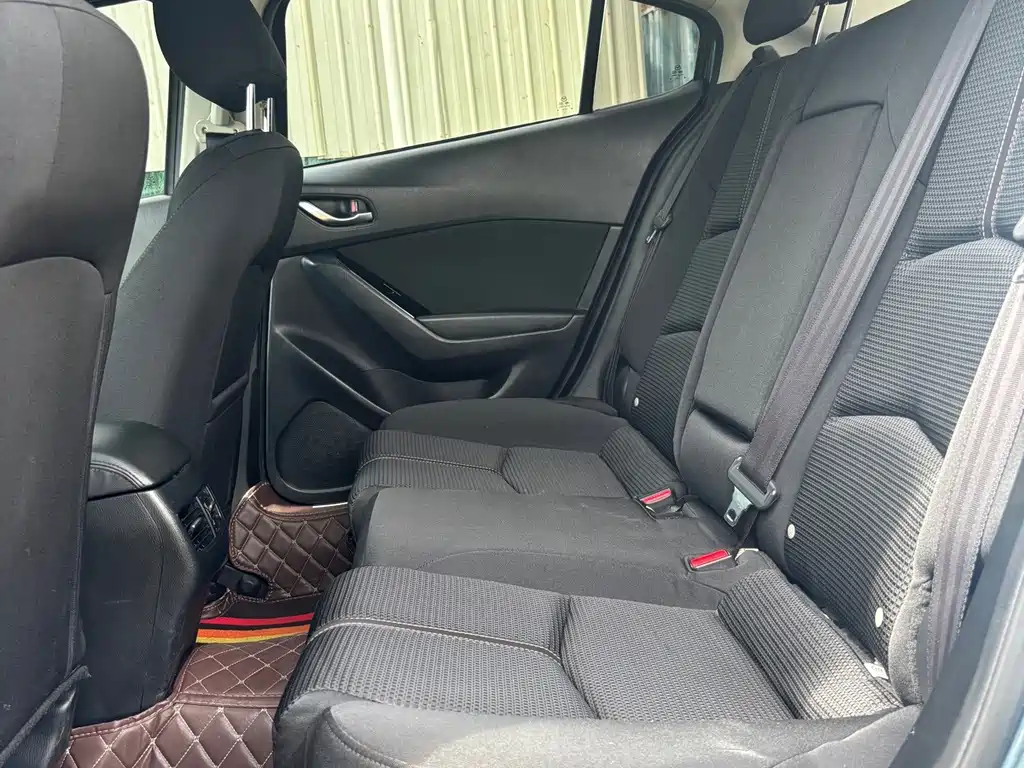 Mazda 3 Axela — миниатюра 6