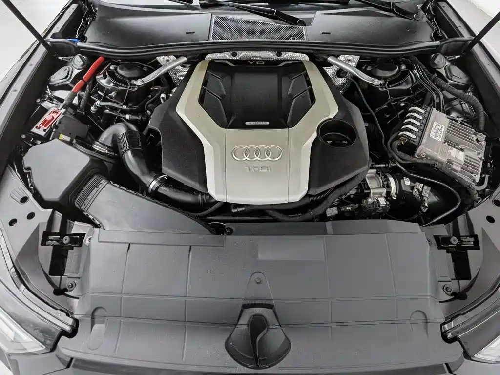 Audi A6L — миниатюра 6