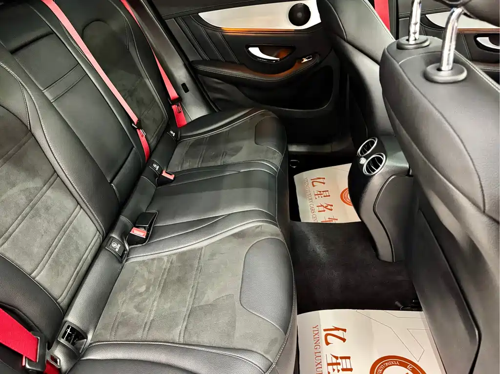 MERCEDES-BENZ GLC AMG