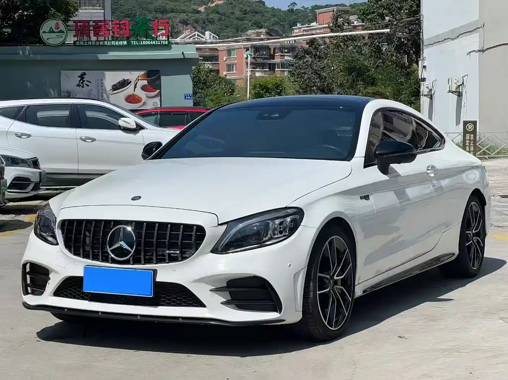 MERCEDES-BENZ C CLASS AMG